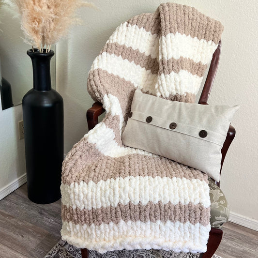 Chunky Knit Chenille Throw - Ivory & Beige